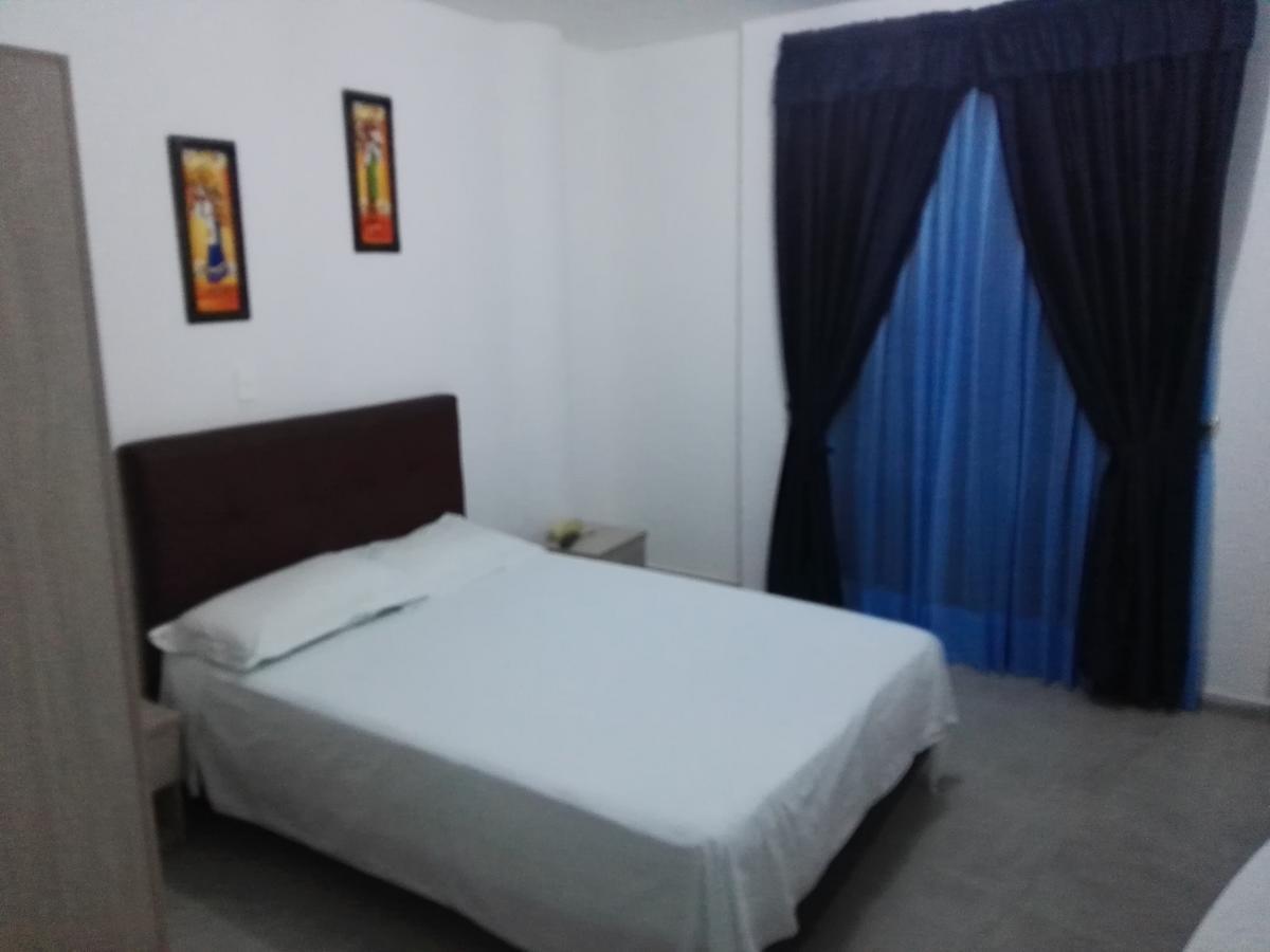Hotel Plaza Real Montelibano Екстер'єр фото